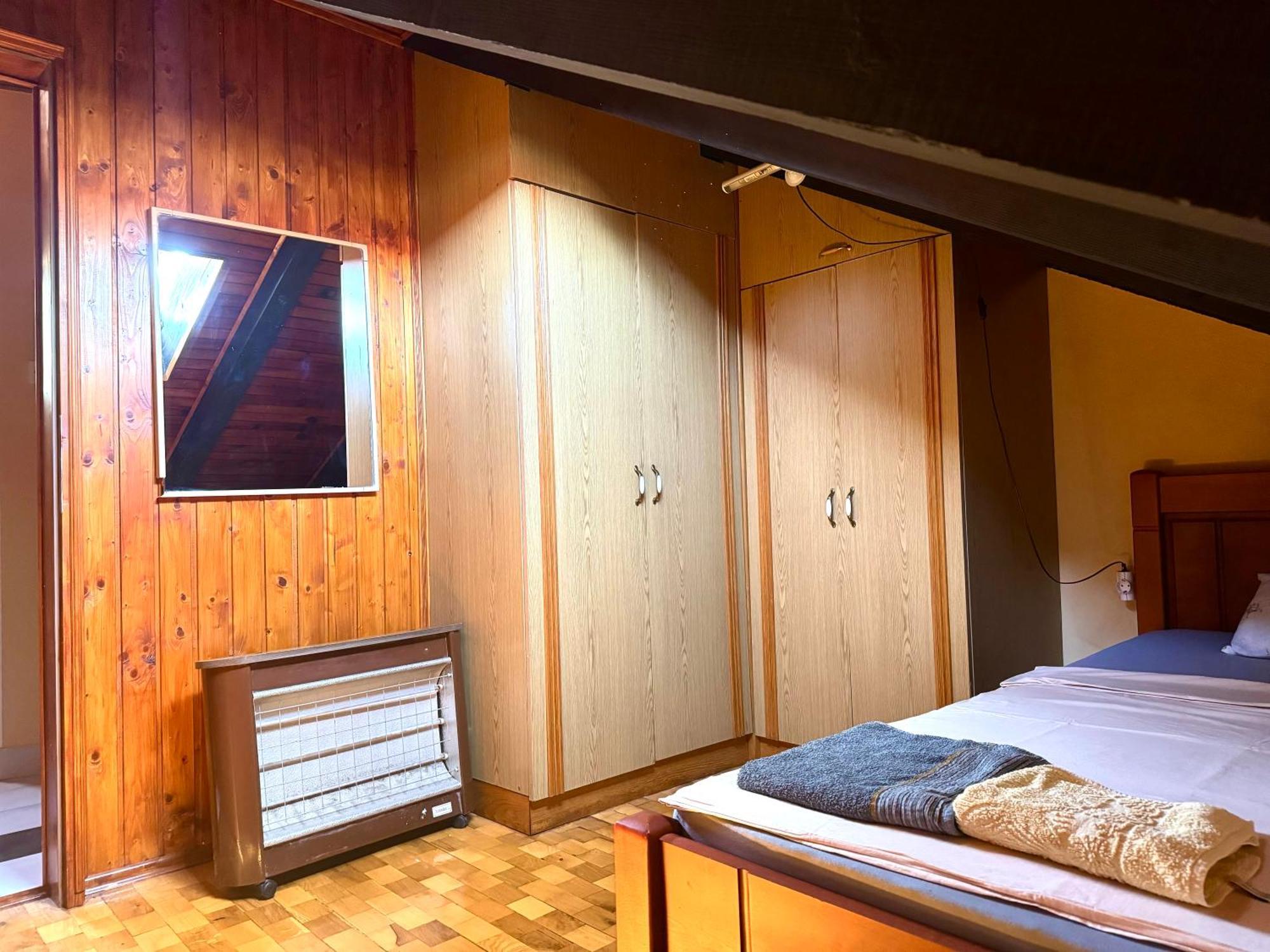 Kotorhostelito Exteriér fotografie
